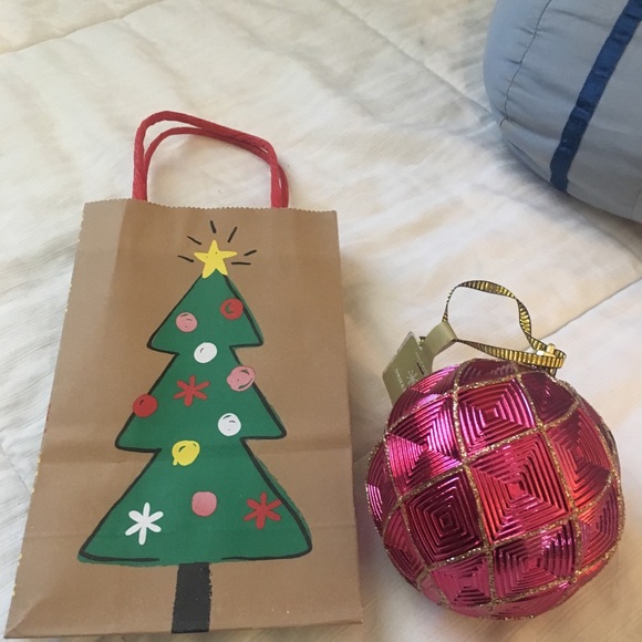 Maroon & Gold Ornament With Gift Bag - Picture 3 of 3